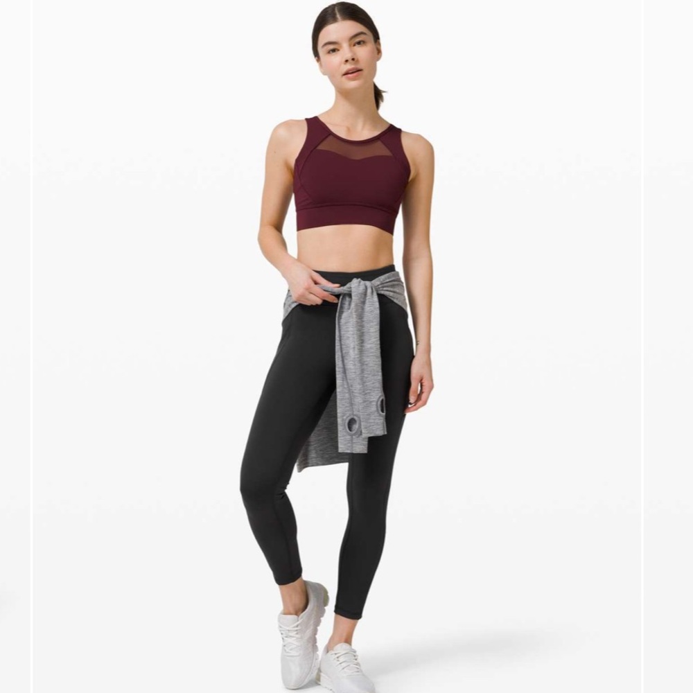 640. Lululemon Invigorate High-Rise Tight 25"
Black NWT size 4 🖤